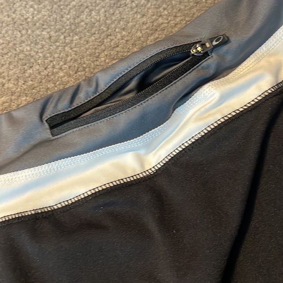 TEK Gear Workout Skort with Pocket - Picture 5 of 10